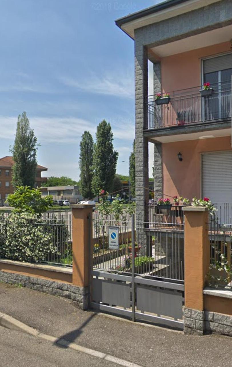 Villa Rosina Rho Bagian luar foto